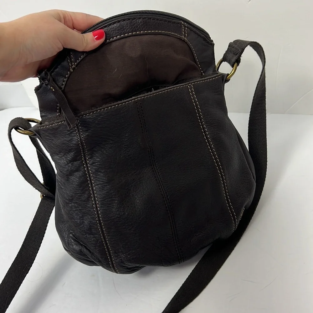 The Sak Leather Crossbody Satchel Boho Bohemian Purse Bag‎ Zip Brown Deena Flap
